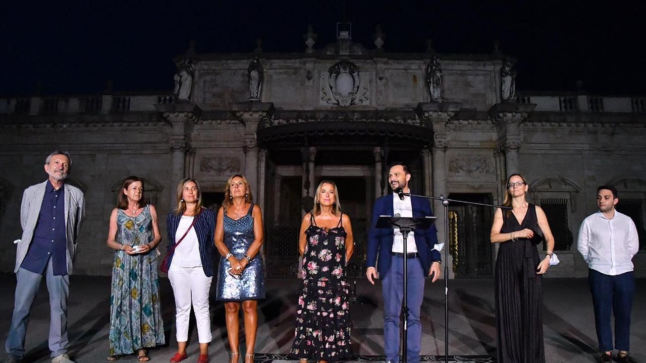 Beatrice Chelli accanto al sindaco Baroncini per la festa davanti al Tettuccio
