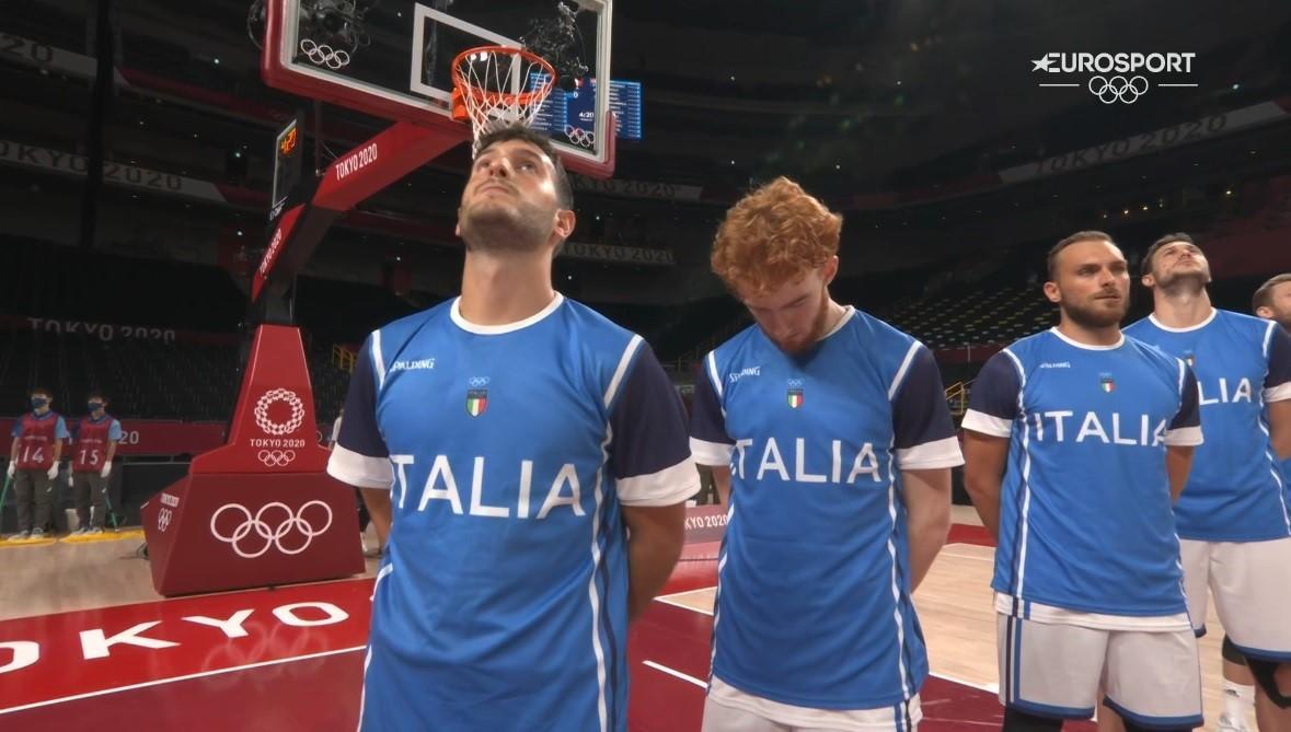 Marco Spissu ripreso prima della gara con l'Australia in cui ha esordito alle Olimpiadi