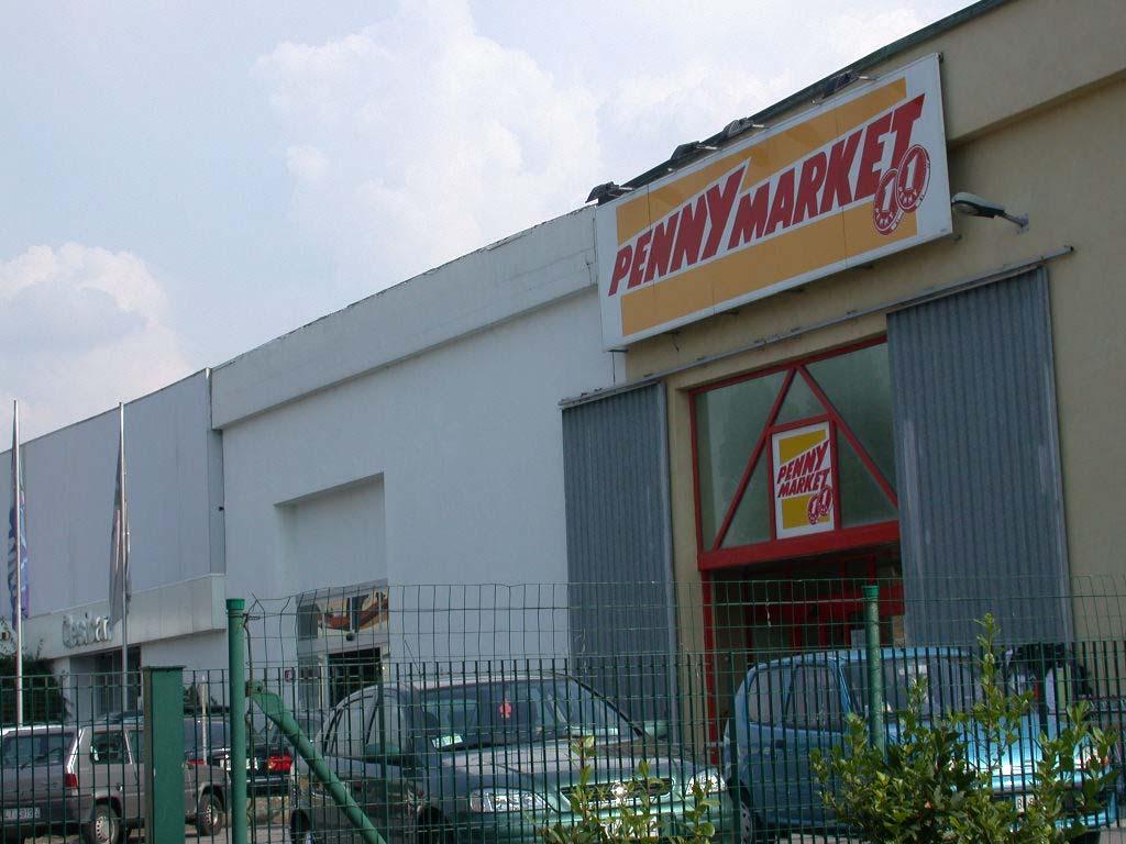 Trovati a rubare al Penny di via Mastacchi: arrestati tre giovani livornesi 
