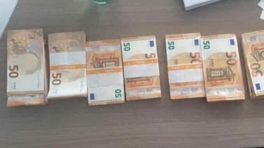 Passeggeri con soldi non dichiarati in valigia: nello scalo di Olbia scoperti 60mila euro