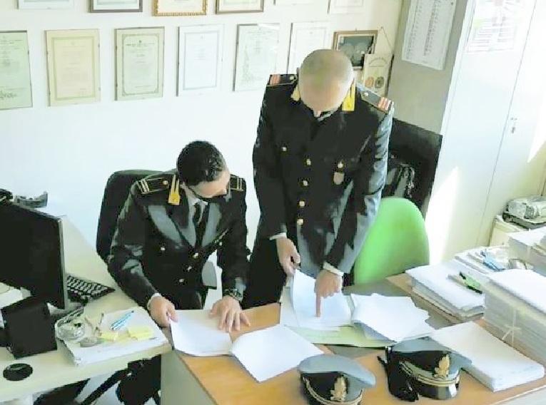 Soldi degli alberghi dirottati su Cipro in quattro indagati per frode fiscale 