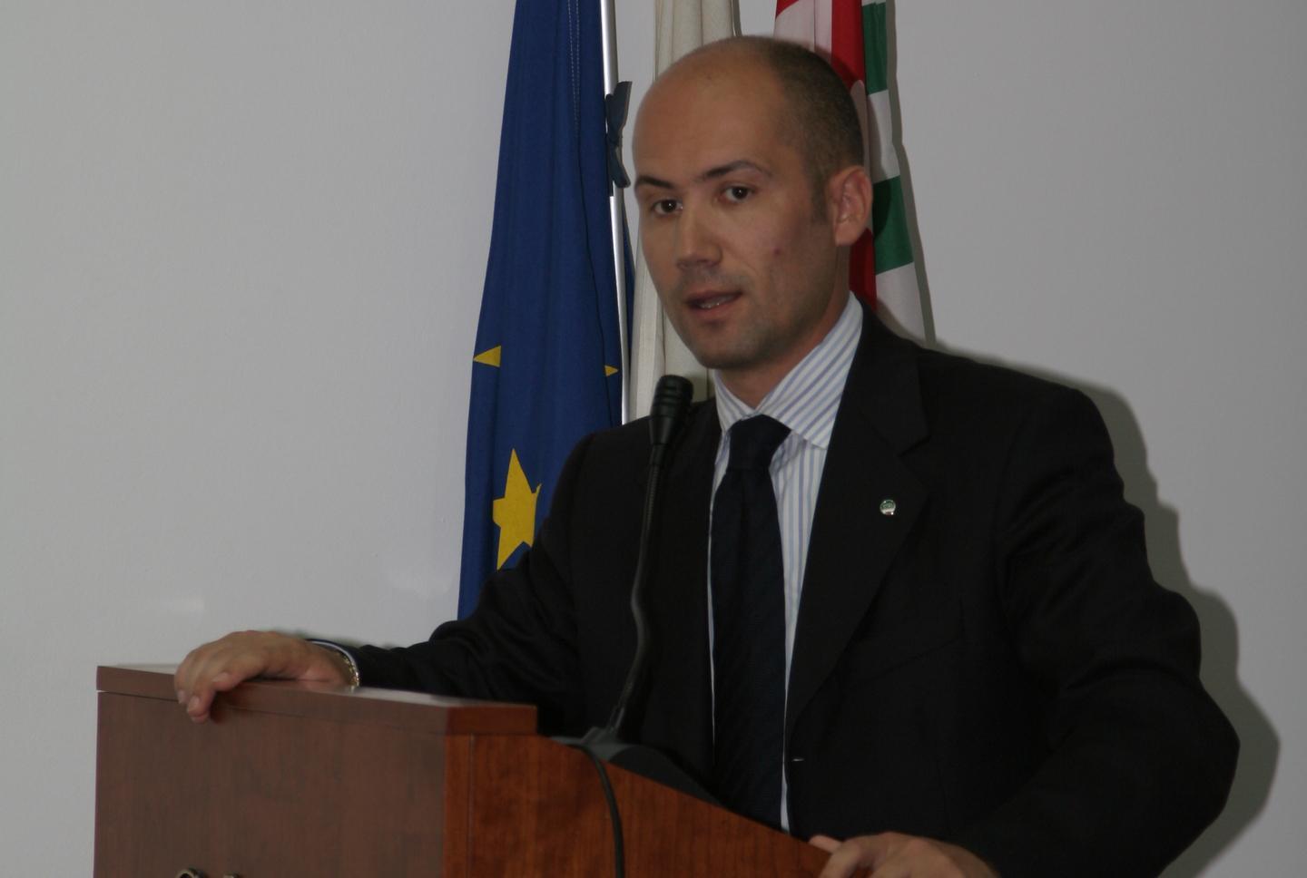 L’appello di Mirko Idili (Cisl): «Servono il confronto e l’unità» 