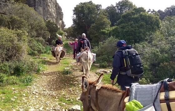 “Itacà migranti e viaggiatori” fa tappa nell’isola 