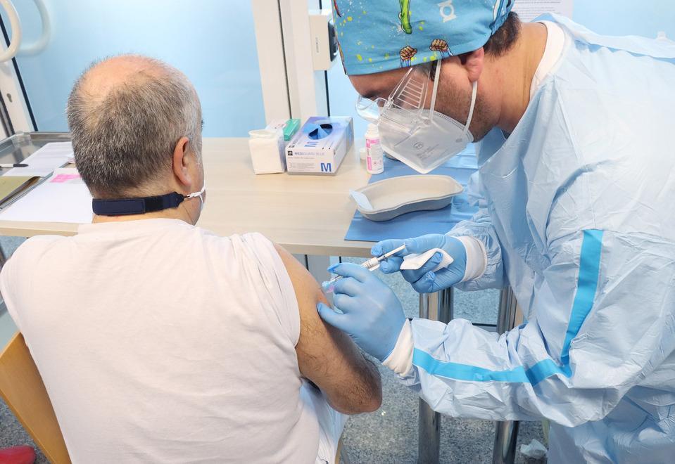 Modena. Vaccini, Codacons regala polizza che copre eventuali complicanze 