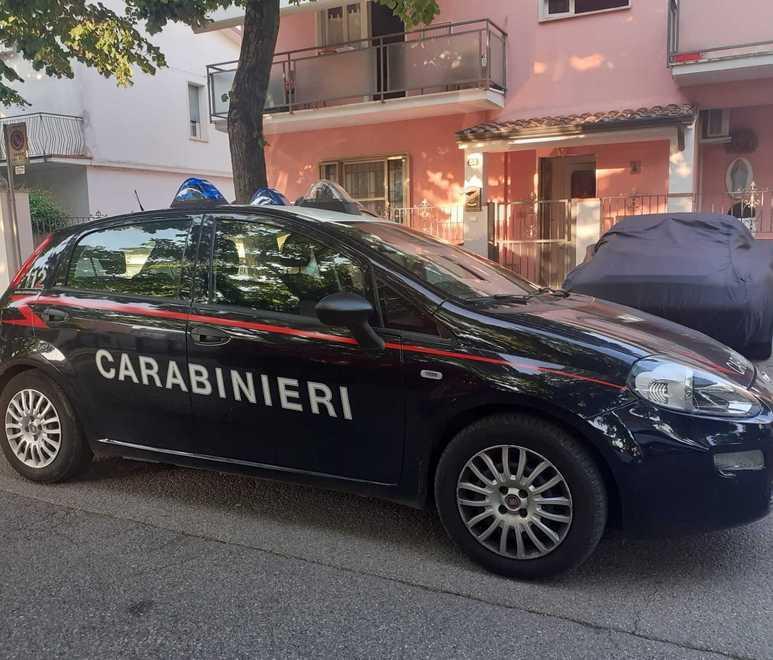 Porto Garibaldi, cade da tre metri: illeso bimbo di 22 mesi 