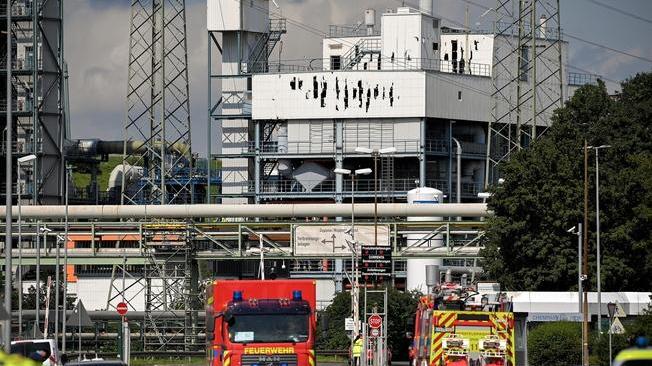 Germania: esplosione impianto, salgono a 5 le vittime