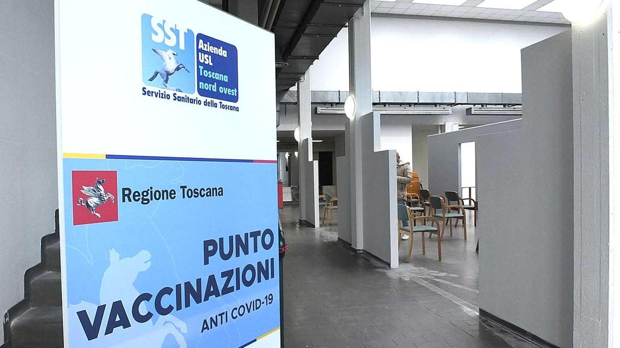 Vaccini, Gimbe: "La Toscana è in ritardo, ecco i dati da migliorare"