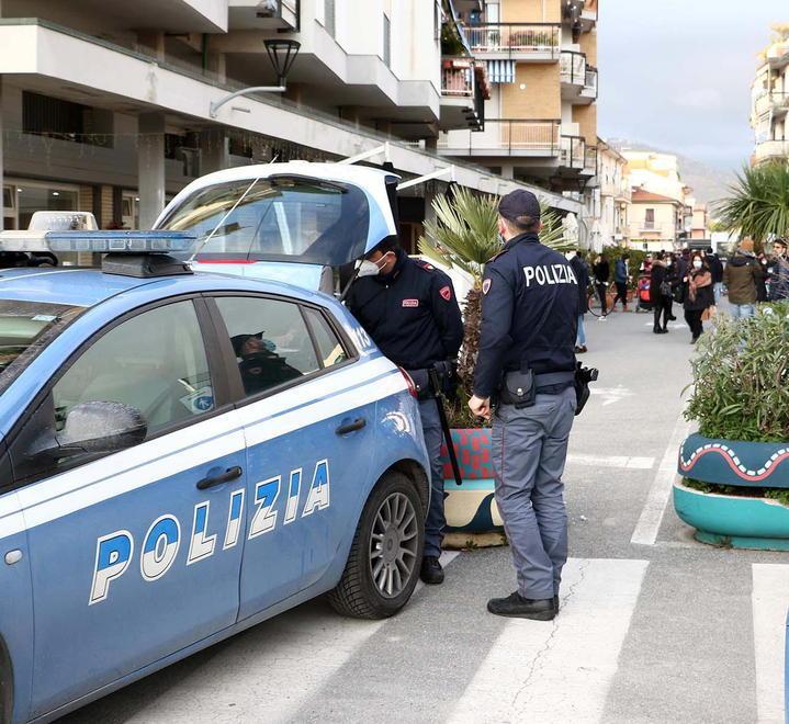 Movida: due ore in più di apertura per i locali lontani dal centro