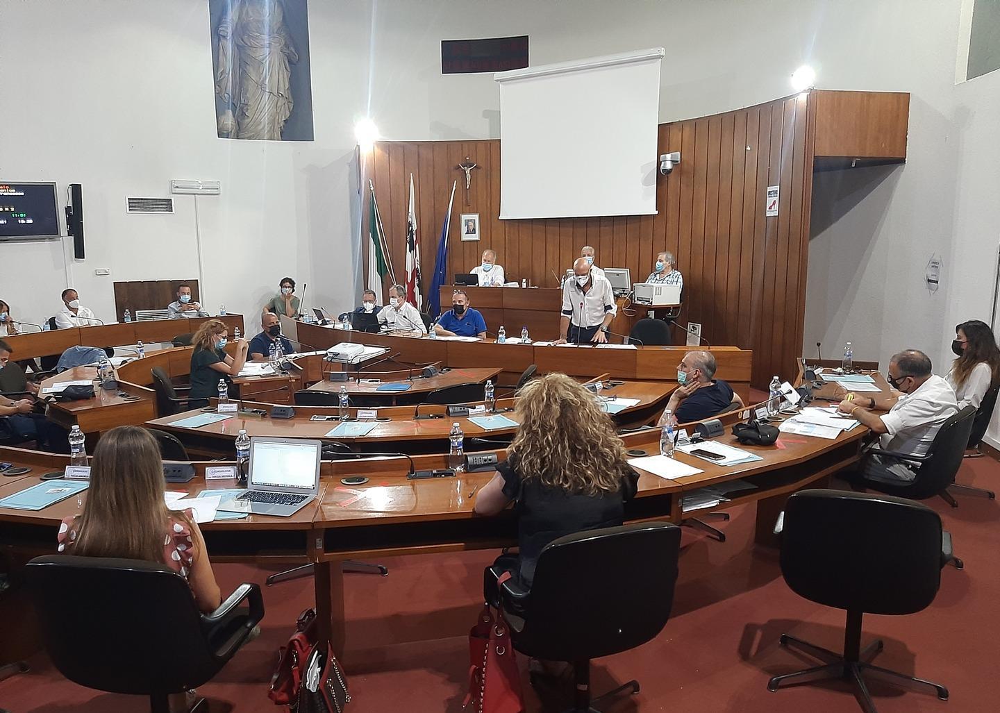 «Aumento le tasse ma non volevo farlo» 