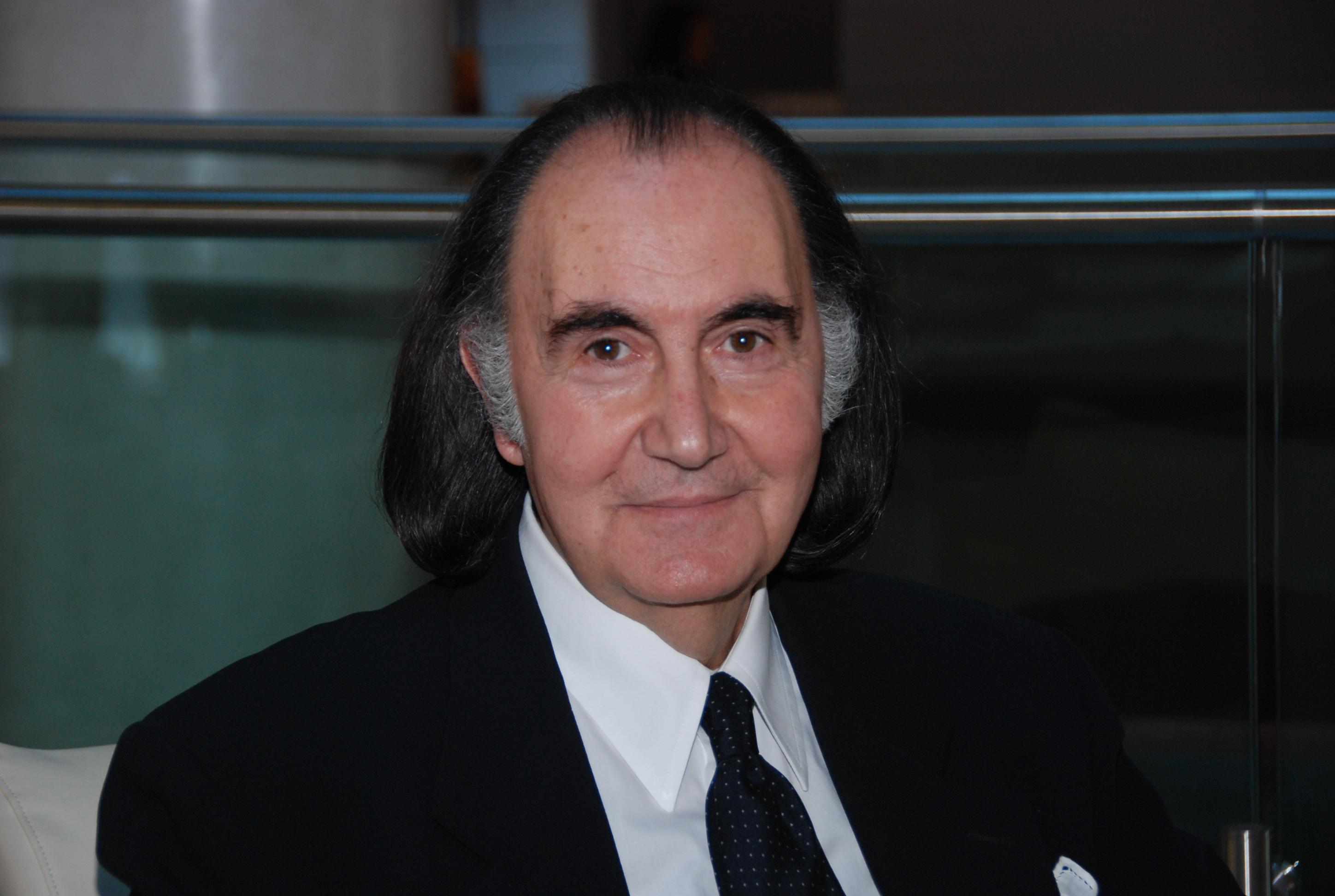 Roghi nell'Oristanese: 8 magliette di Gavino Sanna per aiutare le popolazioni colpite