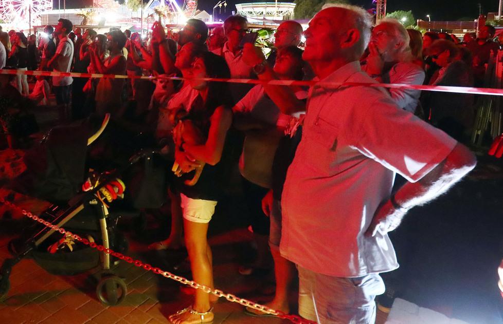 Feste nei bagni, i commercianti sono per il pugno duro 