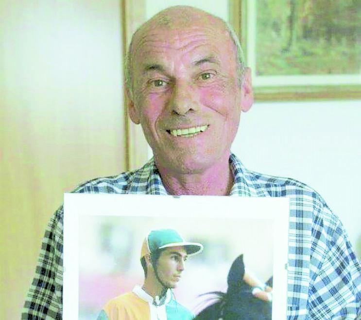 Addio allo storico fantino Riccardo Minisini 