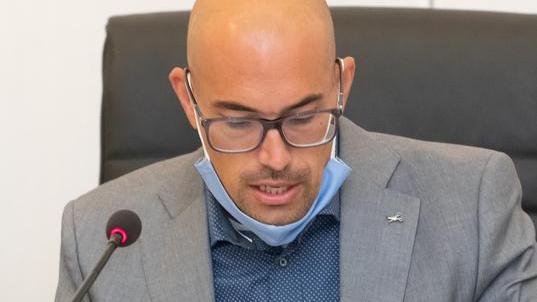 Guerra fredda in consiglio Il presidente: «Adesso basta»