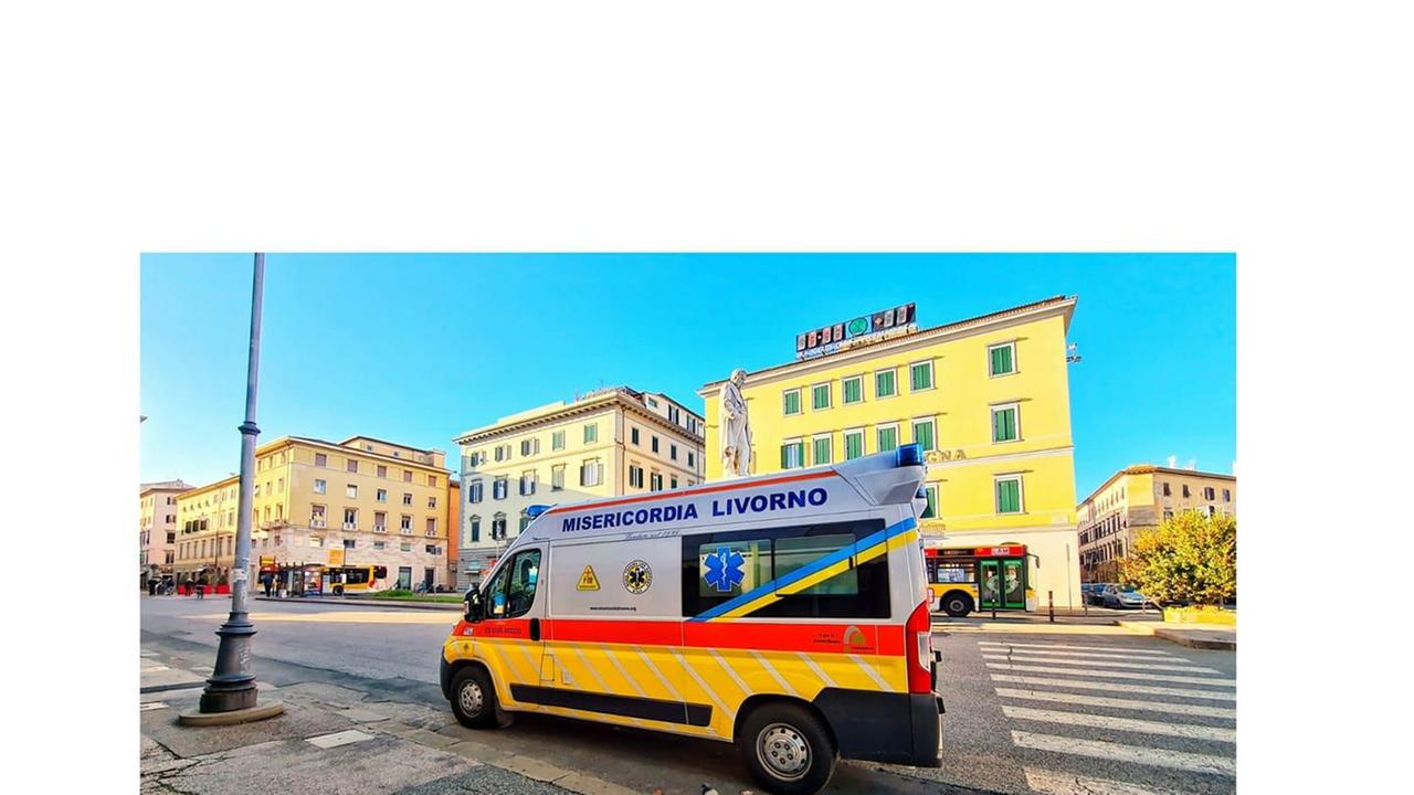 Via delle Macchie, investito da un'auto mentre fa jogging