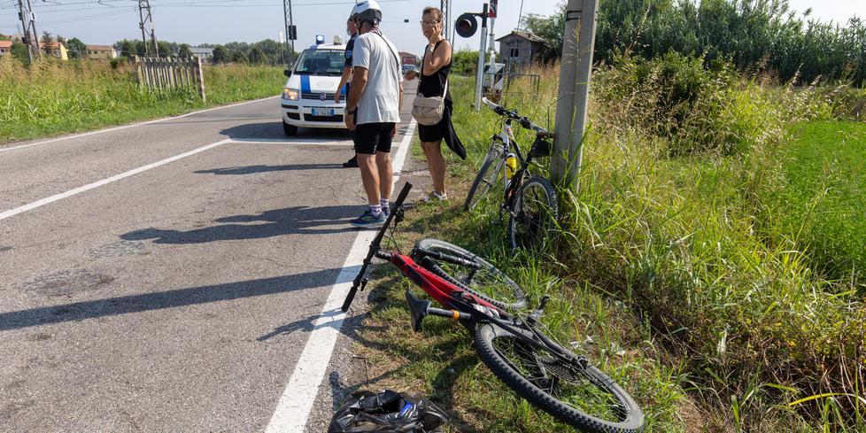Ciclista ferito in Rianimazione