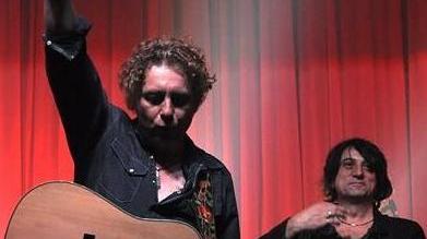 Speciale serata di musica all’Adelante festival col cantautore Maddock