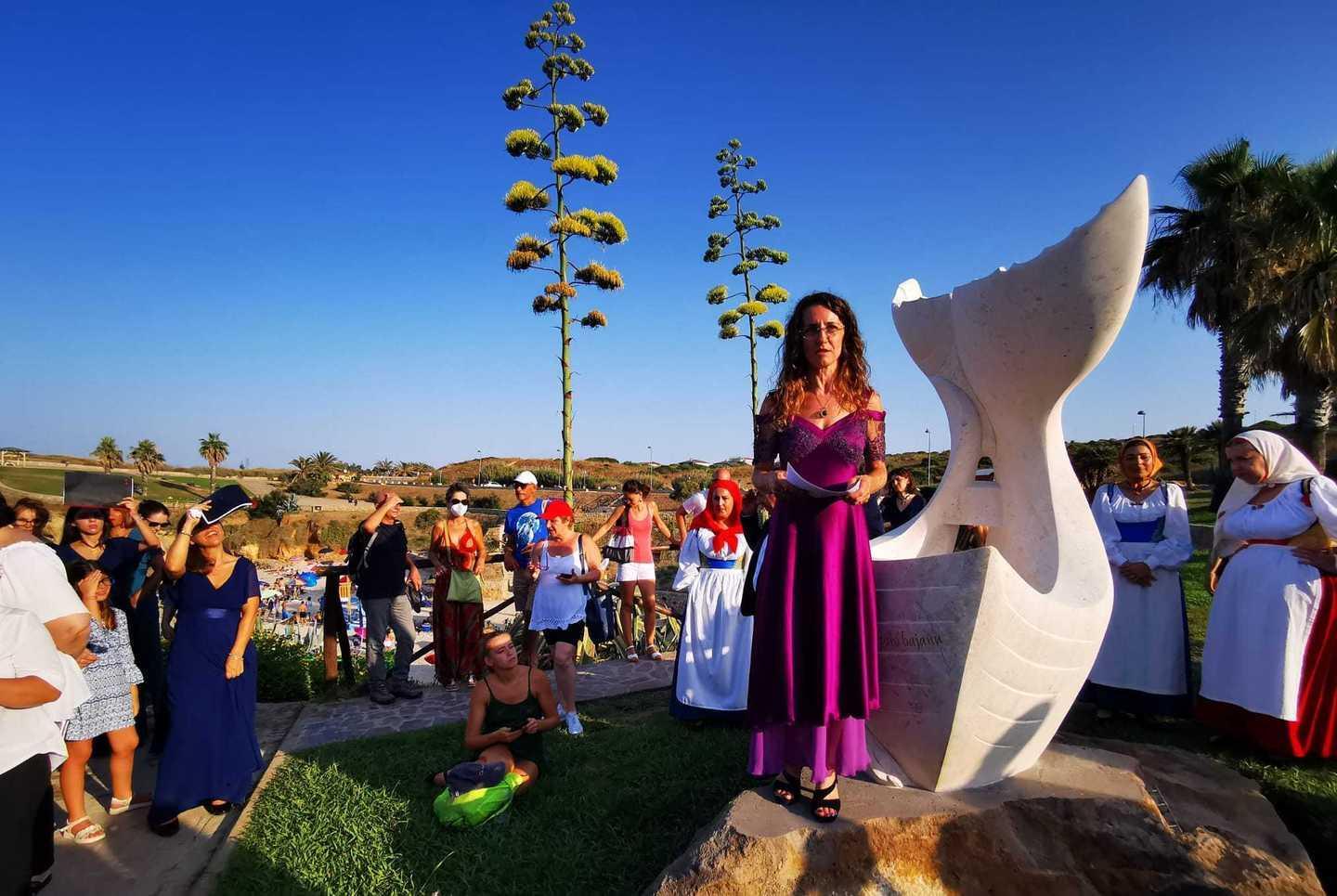 Una statua ricorda Andrea Parodi 