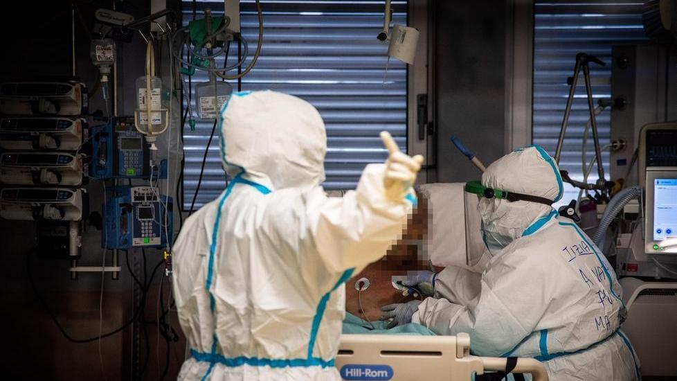 La Cisl all'attacco sulle assunzioni degli infermieri per combattere il Covid: "Il personale è diminuito"
