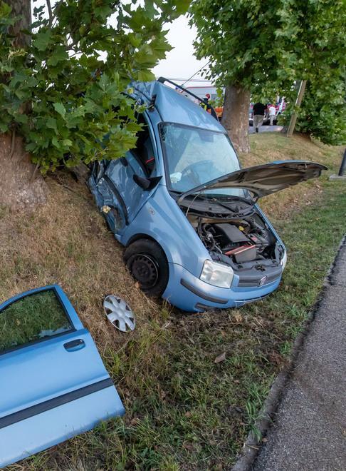 Più di quattrocento firme per un tutor in via Calzolai: «Ogni giorno è un incubo» 