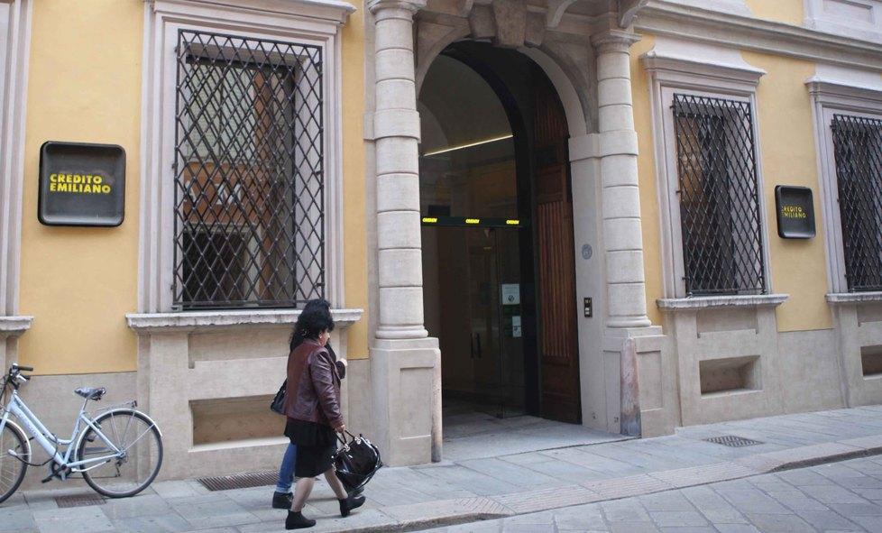 Credem a Federconsumatori: «Non accostateci a Carife» 