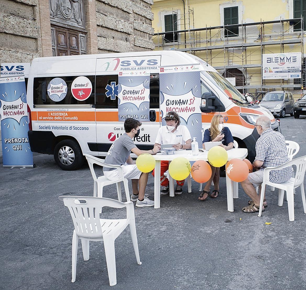  Salgono i contagi, 55 nuovi casi a Livorno. L’Asl in Venezia: «Giovani vaccinatevi» 
