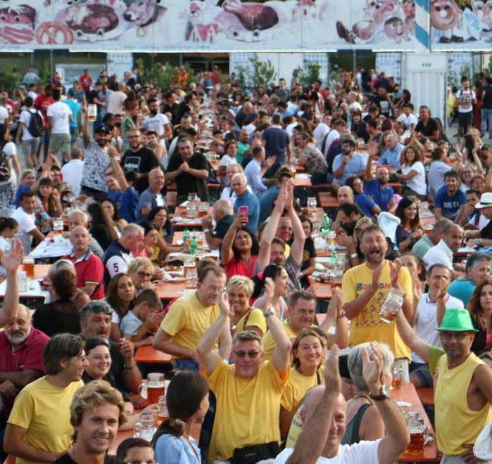 Niente Bier Fest a Carrara, baristi e ristoratori: «Non ne sentiremo la mancanza» 