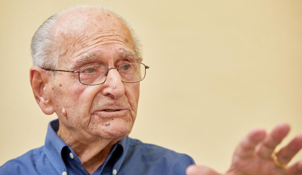 Dalla guerra a “Signore delle patenti”: Ottorino, 100 anni, ancora giovane dentro 