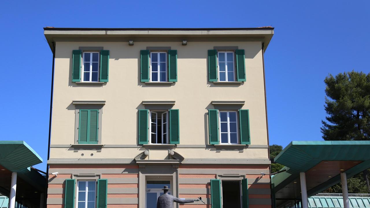Neonata contagiata e ricoverata al Meyer: le sue condizioni migliorano