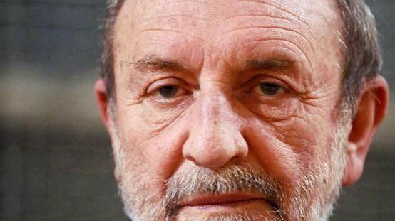Il filosofo Galimberti ritorna per parlare del senso della tragedia
