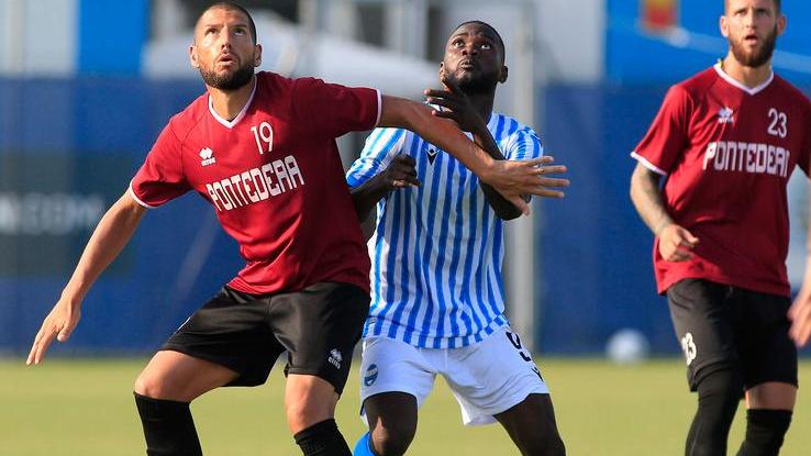 Il Pontedera tiene un tempo, poi s’inchina alla Spal