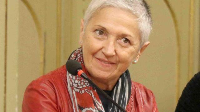 “L’avvelenatrice” ritorna La favola di Maria Paiato tra paura, comicità, ironia