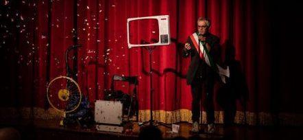 Gombola diventa un teatro: un dialogo tra arte e territorio 