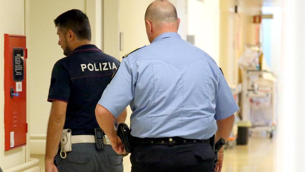 Modena. Scaglia computer contro il medico per ottenere 5 giorni di malattia