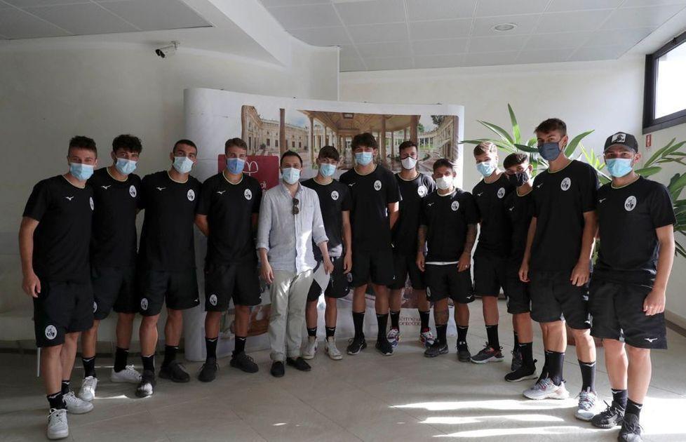 I ragazzi del Siena Calcio: il club sta svolgendo la preparazione estiva a Montecatini