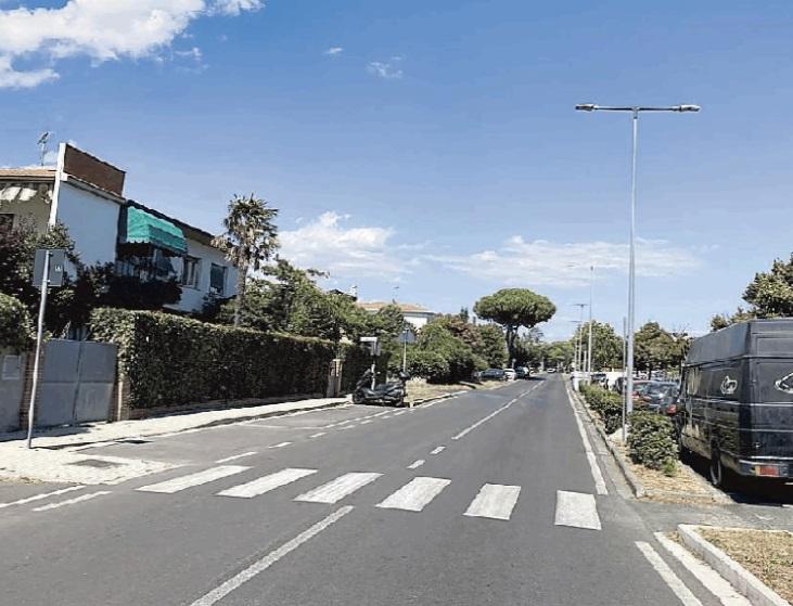 Via Buccari, addio ai dossi dopo le proteste. «Al loro posto strisce rialzate»