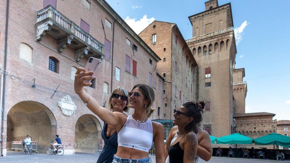 Domenica dell’esodo Mini-risveglio turistico con qualche straniero