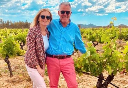 Addio Parigi, meglio la Sardegna: «Questa sì che è vita» 