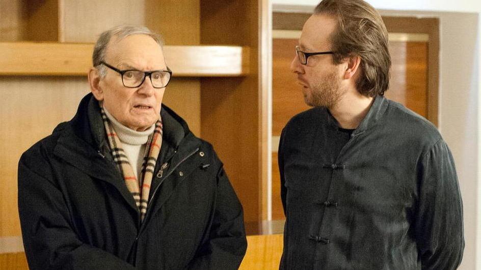 Il pianista Roberto Prosseda con il compianto maestro Ennio Morricone