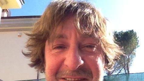 Trovato morto in casa a 58 anni l’attesa adesso è per l’autopsia