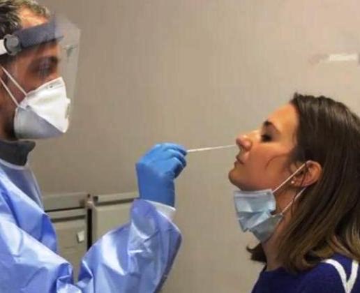La manovra contro il Covid: più letti, Usca e tracciamenti