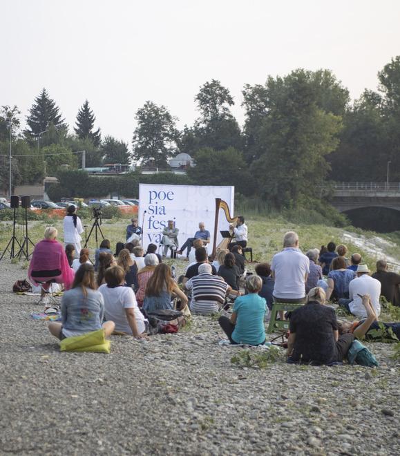 Tramonto sul Panaro con poesie e musica