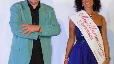 Lo splendore di Alessandra Mamma fashion a 45 anni