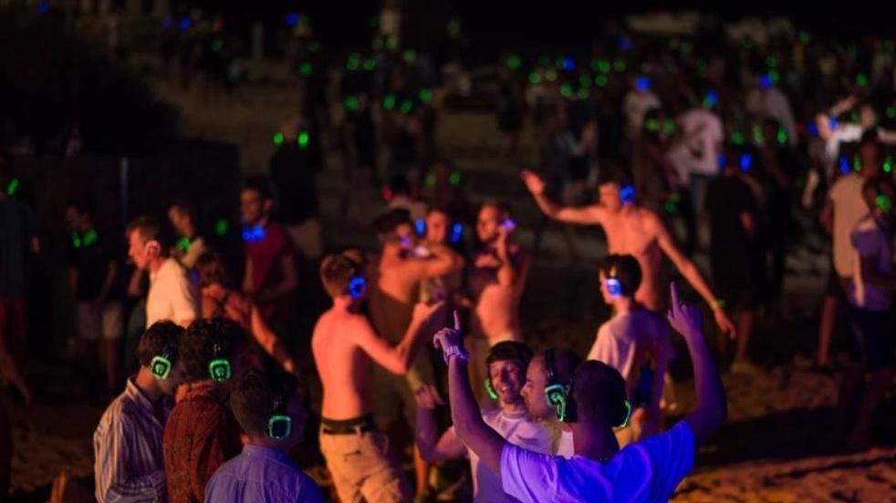 Cannigione, da giovedì musica senza rumore con il “Silent festival”
