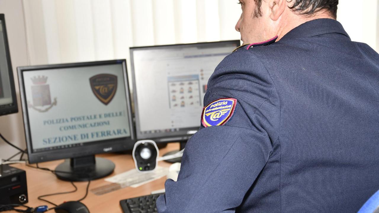 Sceglie la polizza più vantaggiosa on-line, ma viene truffata