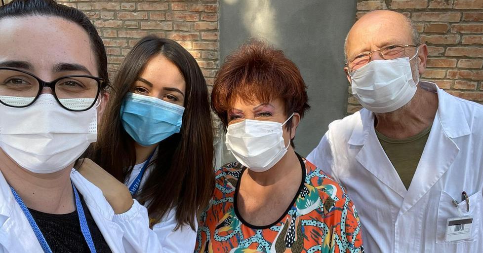 Orietta Berti: «Vaccinatevi»
