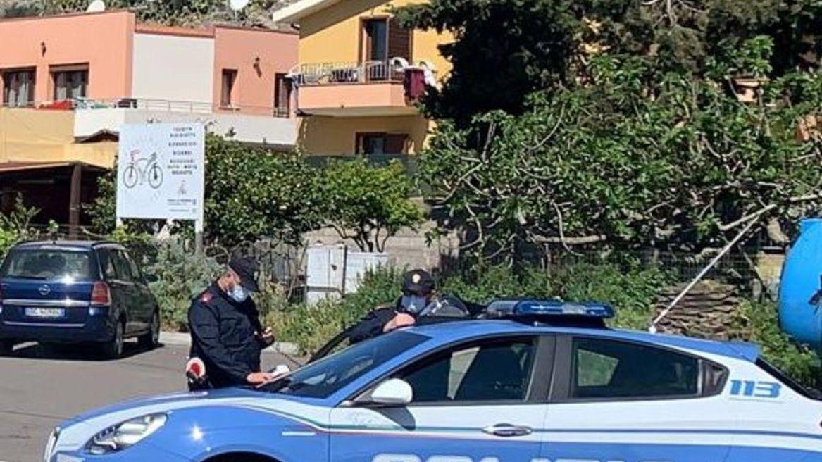 Finti sordomuti per chiedere soldi: denunciati