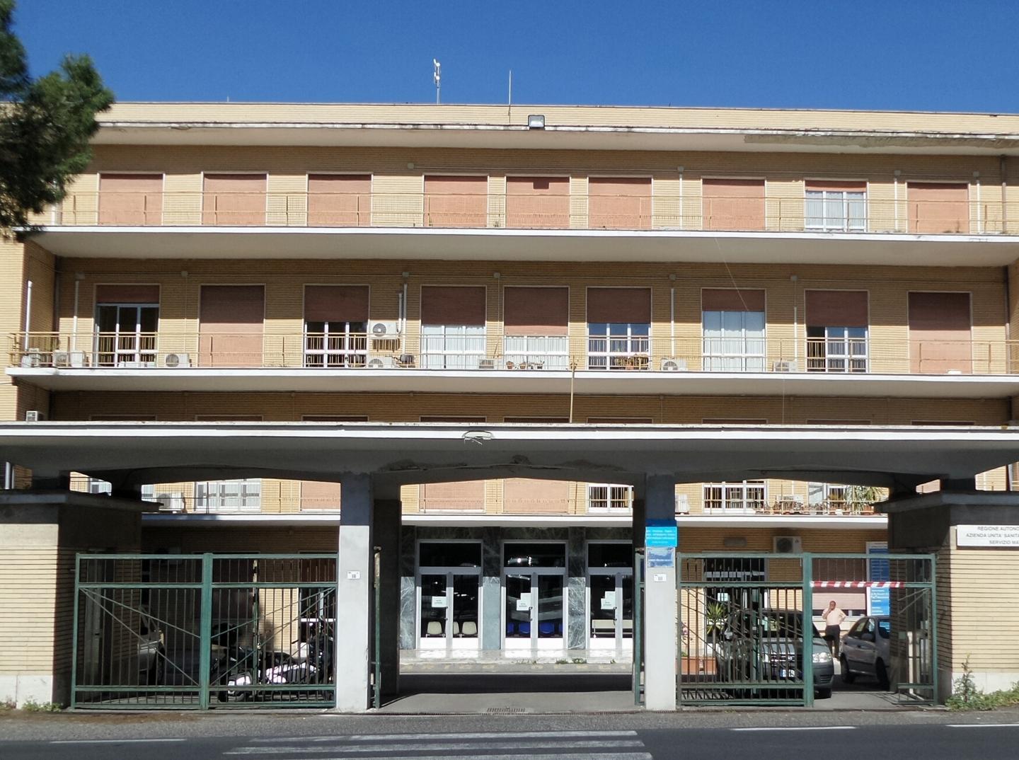 «Centro dialisi vergognoso, intervengano i Nas» 