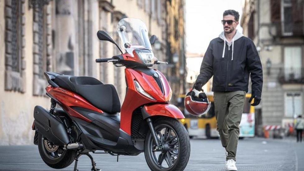 Ottima performance per il Beverly 300 che chiude i primi 7 mesi del 2021 nella top five degli scooter