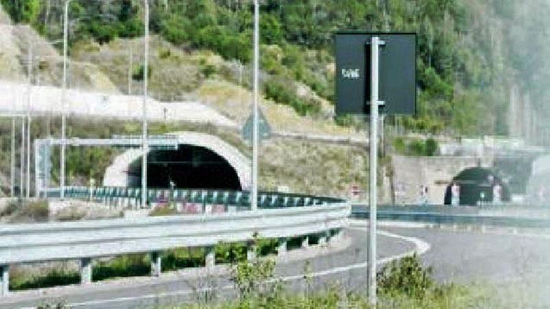 I soldi ci sono, i lavori no. Due Mari ancora ferma