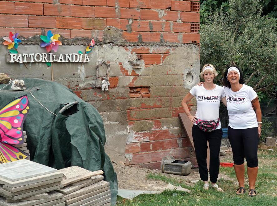 Elisa Mannari e Francesca Trafeli che gestiscono Fattorilandia (Foto Franco Silvi)
